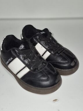 Nautica Kids Black and White Casual Lace-Up Sneakers